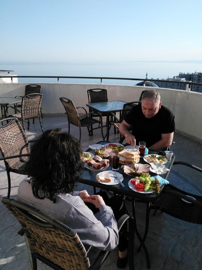 Penthouse Hotel Batumi Exterior foto